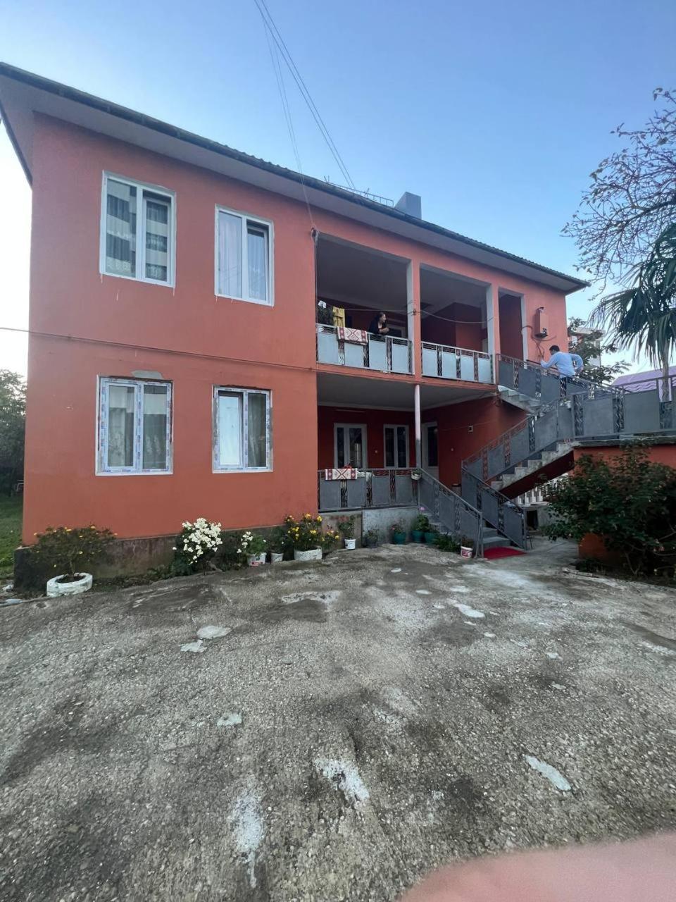 Los-Polos Hermanos Batumi Luaran gambar